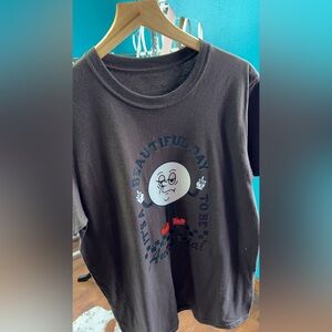 T-shirt brand new not sure the brand